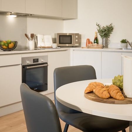 Luxury Apartment Cherrywood Dublin 18 Dış mekan fotoğraf