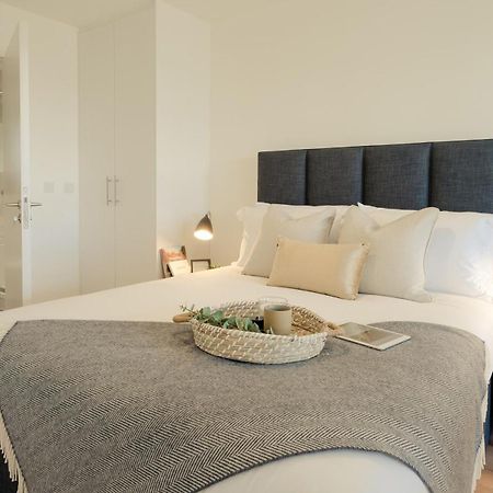 Luxury Apartment Cherrywood Dublin 18 Dış mekan fotoğraf